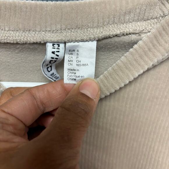 Divided Velvet Ribbed Cropped Sweater Crewneck Corduroy Womens Small Preppy Y2K - Picture 6 of 9